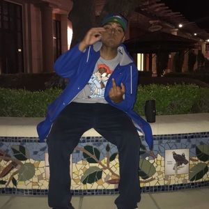 Meet your Posher, Manny